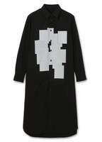 「"Don't ever open this Door" cotton broad long blouse」