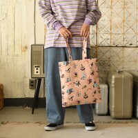 フラットトートの使用例。