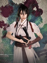 白本彩奈扮する山田浅ェ門佐切。