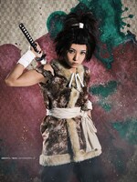 吉浜あずさ扮するヌルガイ。