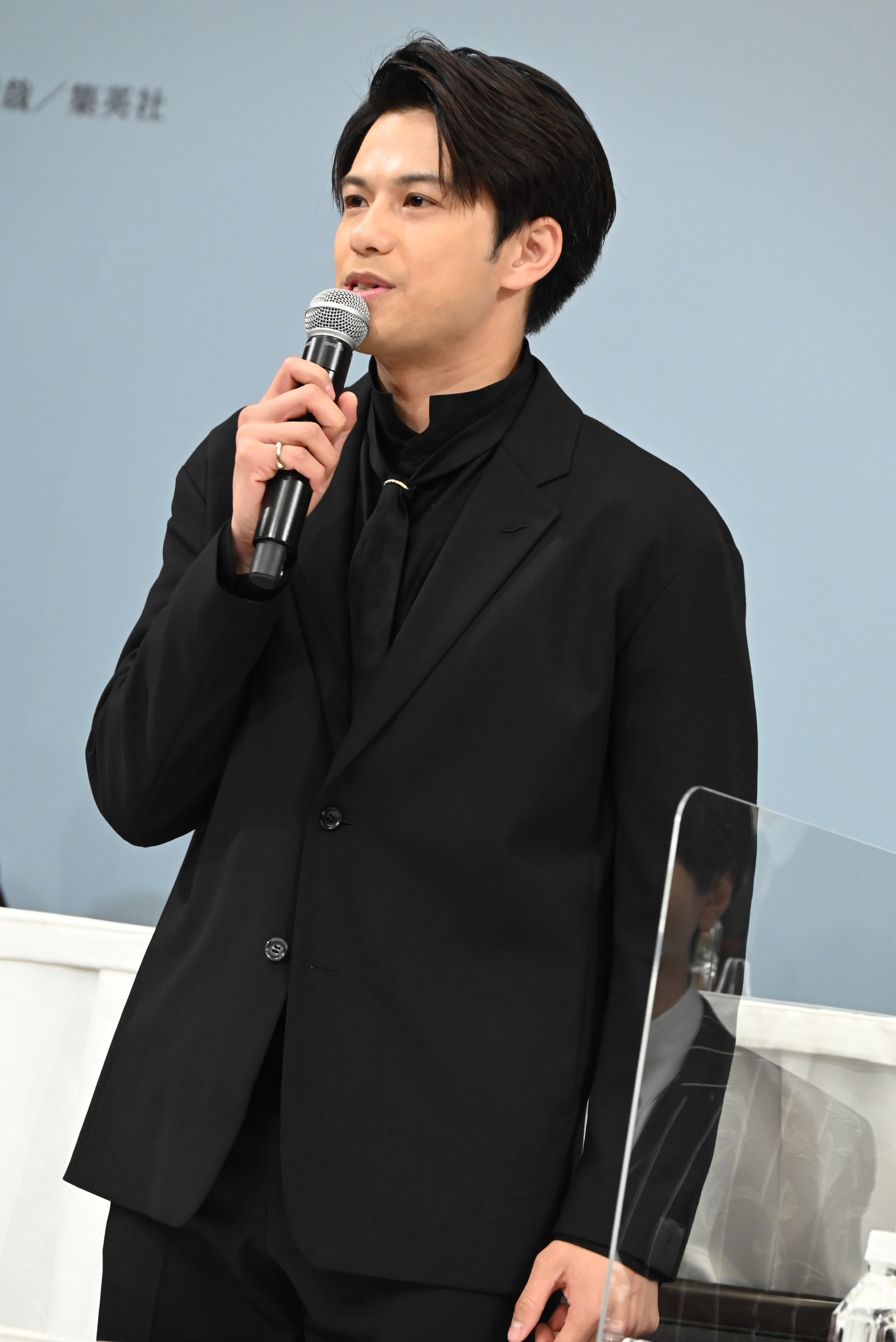 森崎ウィン