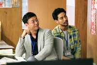 ドラマ「飴色パラドックス」の第1話より、新たな場面写真。 (c)「飴色パラドックス」製作委員会・MBS