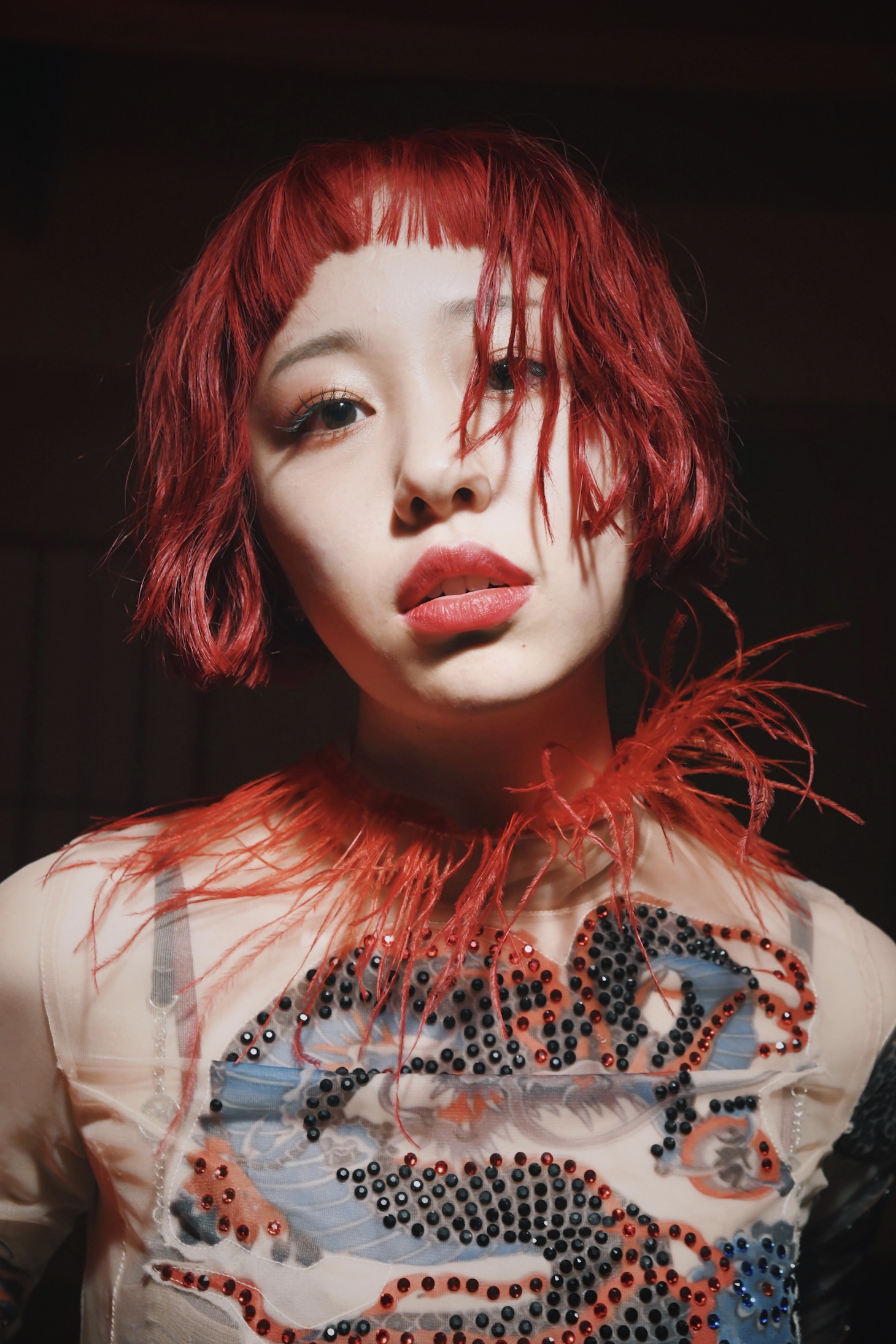 SARM。第1話でヒロイン・洋子が歌う劇中歌「かわいい男の子」を歌唱している。
