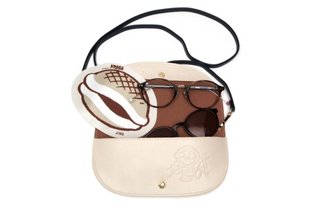 「JINS Switchドラえもんモデル」