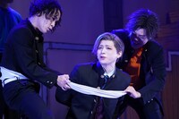 「『ちびまる子ちゃん』原作35周年記念公演 ちびまる子ちゃん THE STAGE 『はいすくーるでいず』」ゲネプロの様子。