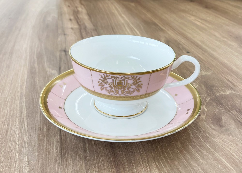 「『SPY×FAMILY』ノリタケ カップ＆ソーサーセット」