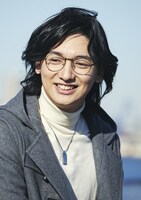 七瀬公扮する柊忍。