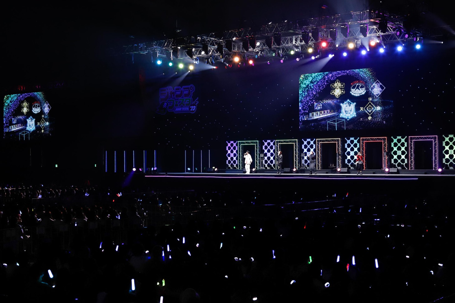 「新テニスの王子様」のステージイベントより。 (c)SHUEISHA Inc. All rights reserved.