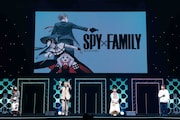TVアニメ「SPY×FAMILY」ステージプログラムの様子。