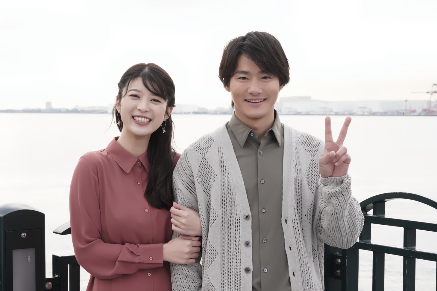 クランクイン日のオフショット。 (c)テレビ東京