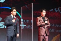 左から柳楽優弥、笠松将。