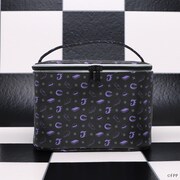 「風都探偵 バニティポーチ」翔太郎モデル。