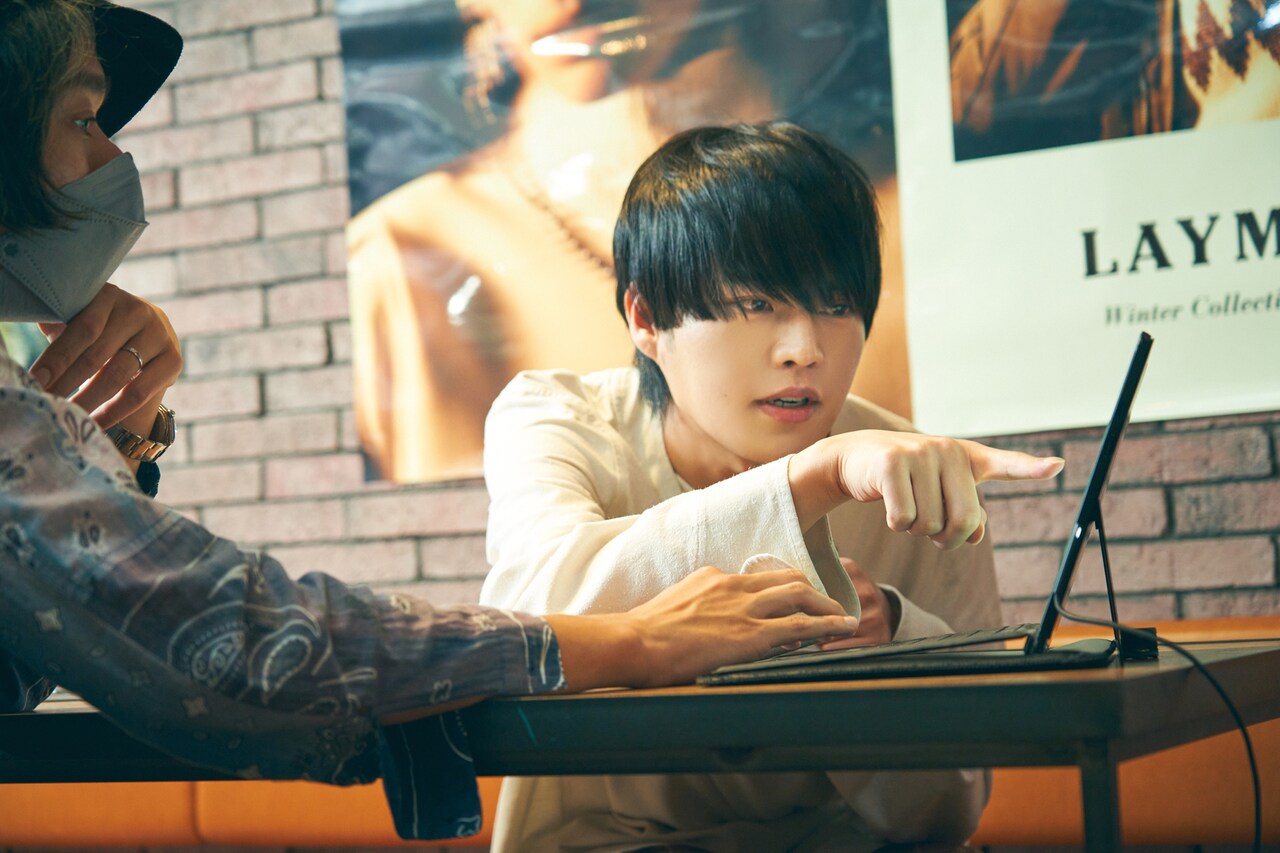 さまざまな猫のイラストを参考にイメージをすり合わせていきます。