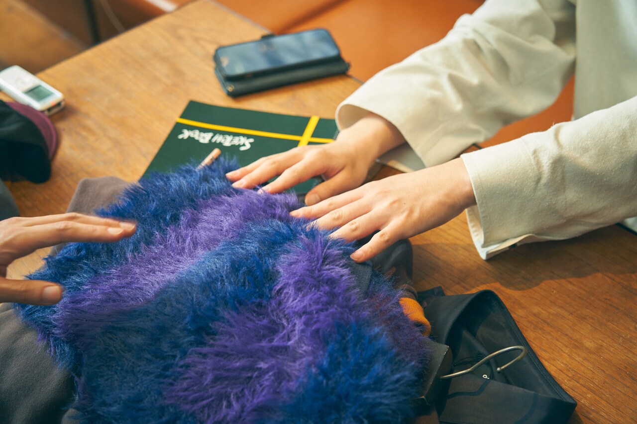 このニットの生地感を靴下にしたら……。