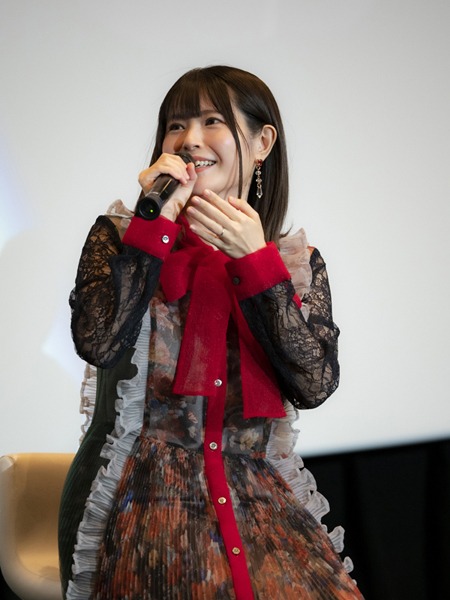 竹達彩奈