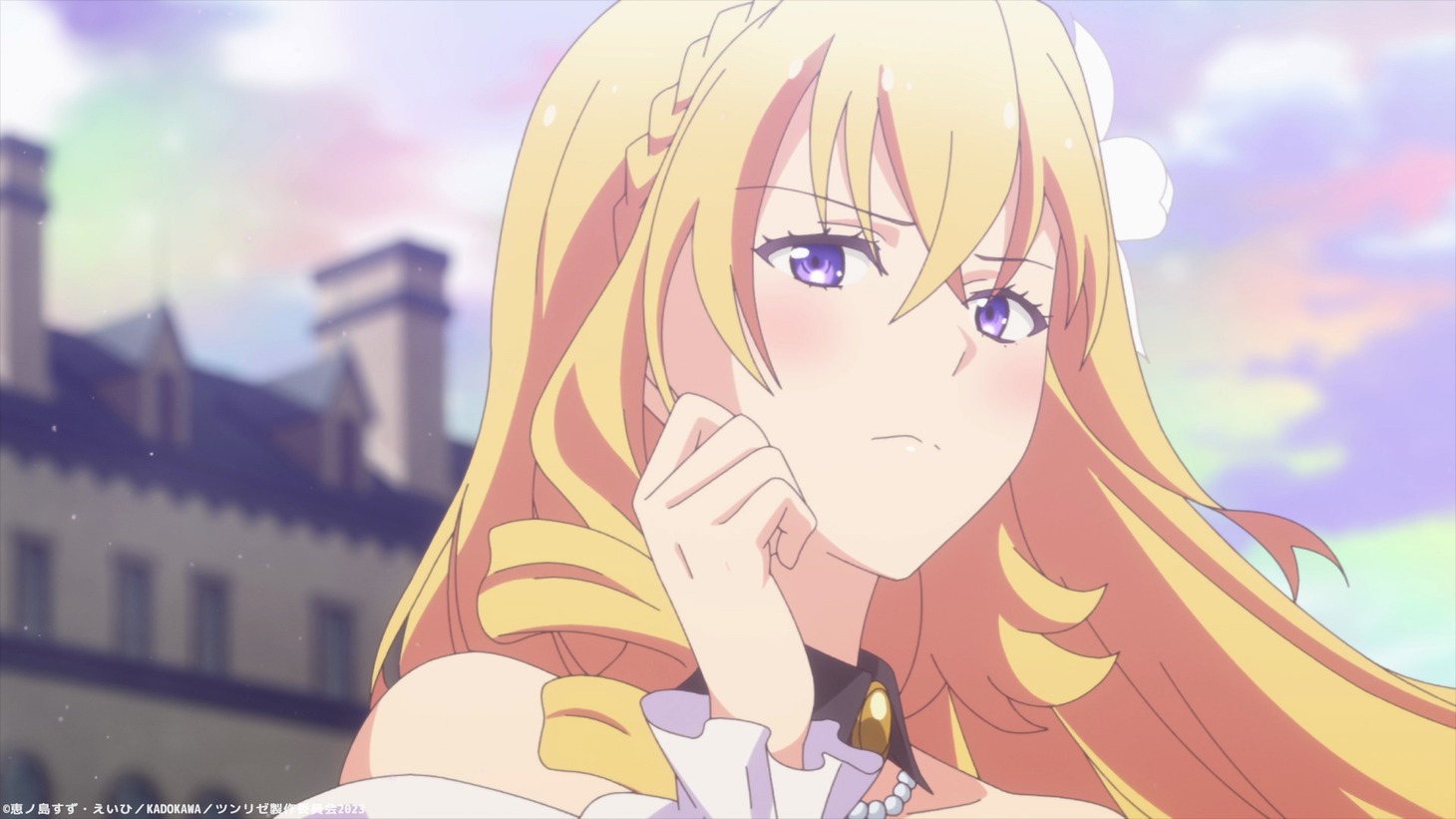 TVアニメ「ツンデレ悪役令嬢リーゼロッテと実況の遠藤くんと解説の小林さん」より、第1話「ツンデレと王子と天の声」場面カット。