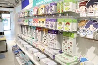 「新テニスの王子様×サンリオキャラクターズ -SERVICE PLAY！-」ポップアップコーナーの様子。