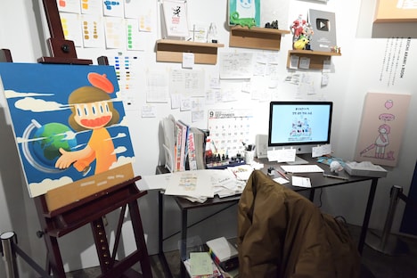 「あらゐけいいちの空想と妄想と想像と創造展」の様子。