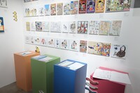 「あらゐけいいちの空想と妄想と想像と創造展」の様子。