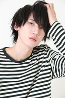 剣城斬鉄役の益永拓弥。