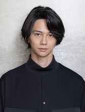 絵心甚八役の横井翔二郎。