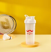 オリジナルアイテムの「プロテインシェイカー」。