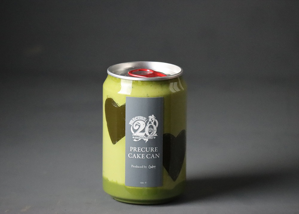 グリーンの「ふわ缶」（抹茶のクリームとおもち）。