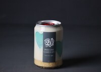 ホワイトの「ふわ缶」（シャンティとグレープフルーツのコンフィチュール）。