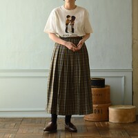 ビッグTシャツの1種。