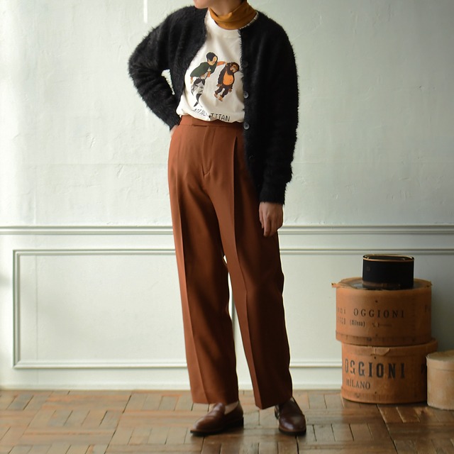 ビッグTシャツの1種。