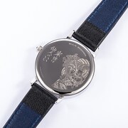 「鳥葦翔真 モデル 腕時計」