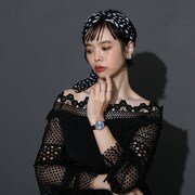 「鳥葦翔真 モデル 腕時計」の着用例。