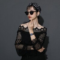 「鳥葦翔真 モデル 腕時計」の着用例。