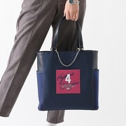 千切豹馬モデルのバッグ使用イメージ。