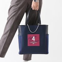 千切豹馬モデルのバッグ使用イメージ。