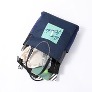 糸師凛モデルのバッグ。