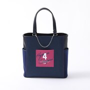 千切豹馬モデルのバッグ使用イメージ。