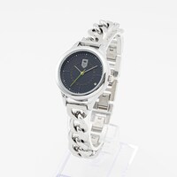 潔世一モデルの腕時計。