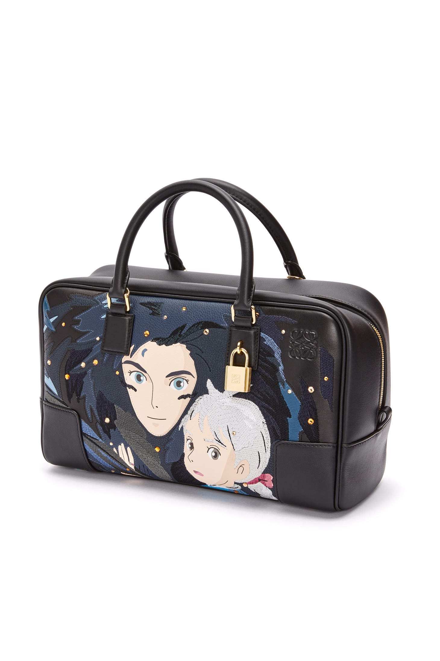 ロエベ×スタジオジブリ「ハウルの動く城」カプセルコレクションより。