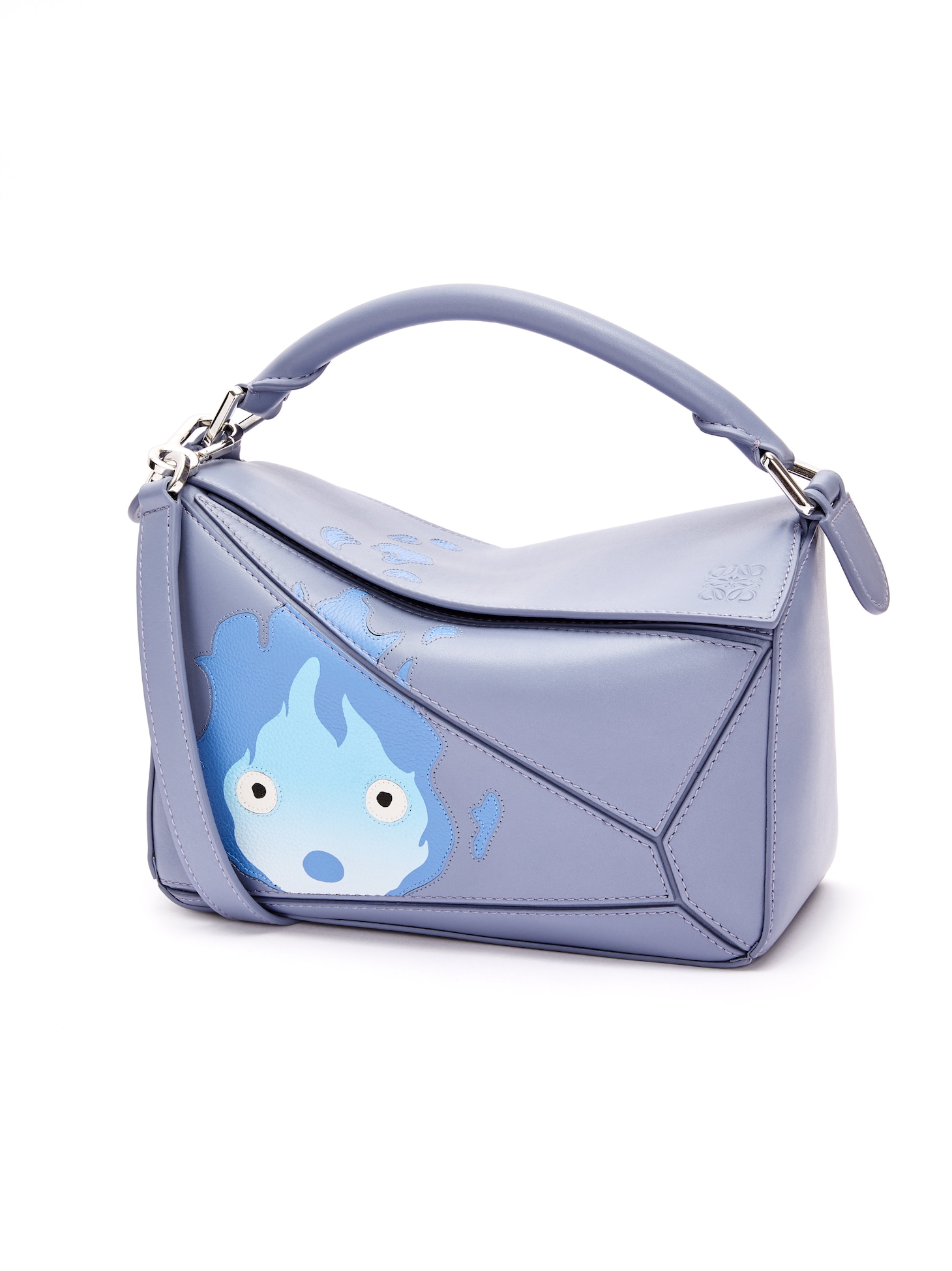 ロエベ×スタジオジブリ「ハウルの動く城」カプセルコレクションより。