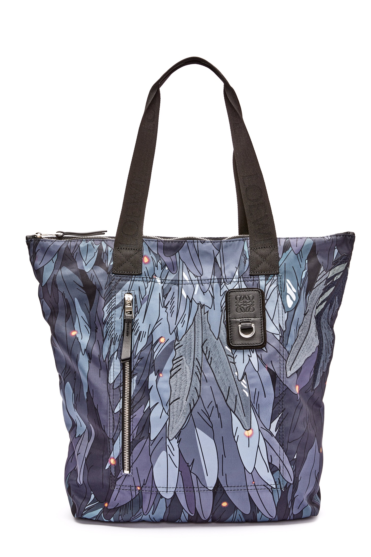 ロエベ×スタジオジブリ「ハウルの動く城」カプセルコレクションより。