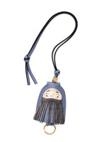 ロエベ×スタジオジブリ「ハウルの動く城」カプセルコレクションより。