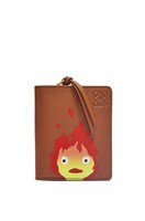 ロエベ×スタジオジブリ「ハウルの動く城」カプセルコレクションより。