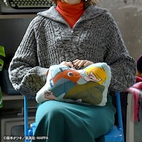 ダイカットクッション（デンジとポチタ）