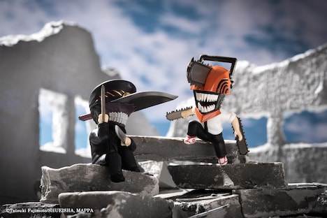 「座るチェンソーマン13体セット」 ※画像は開発中のサンプルのため、実際の商品と多少異なる場合あり。