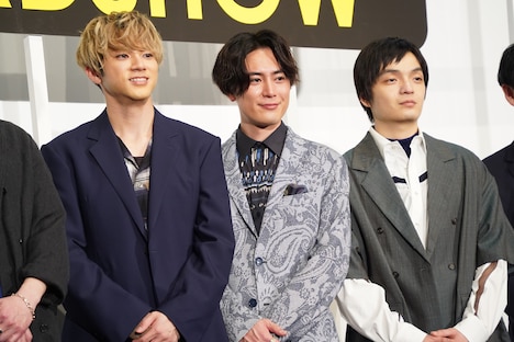 左から山田裕貴、間宮祥太朗、岡山天音。