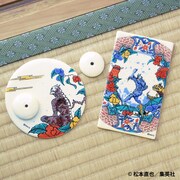 「怪獣8号」九谷焼お香立てプレートのラインナップ。