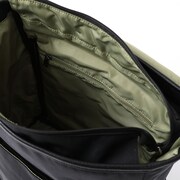 尾形百之助モデルのバックパック。