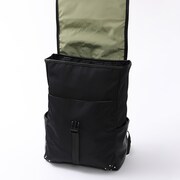 尾形百之助モデルのバックパック。