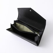 尾形百之助モデルの財布。